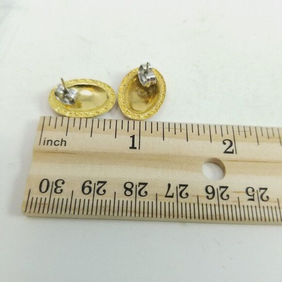 Vintage Little Red Enamel Oval Shape Stud Earrings, Gold Tone settings, Minimal - Picture 4 of 5